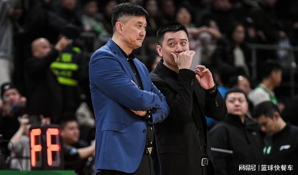 世界杯快速安装-辽篮一战狂输“52分”！杨鸣真被广东打崩溃了：输现在更没未来？