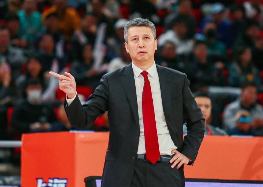 世界杯官方直播客户端下载中心-世预赛名单大调整，周琦、赵睿受伤，余嘉豪召回，深圳双星有机会